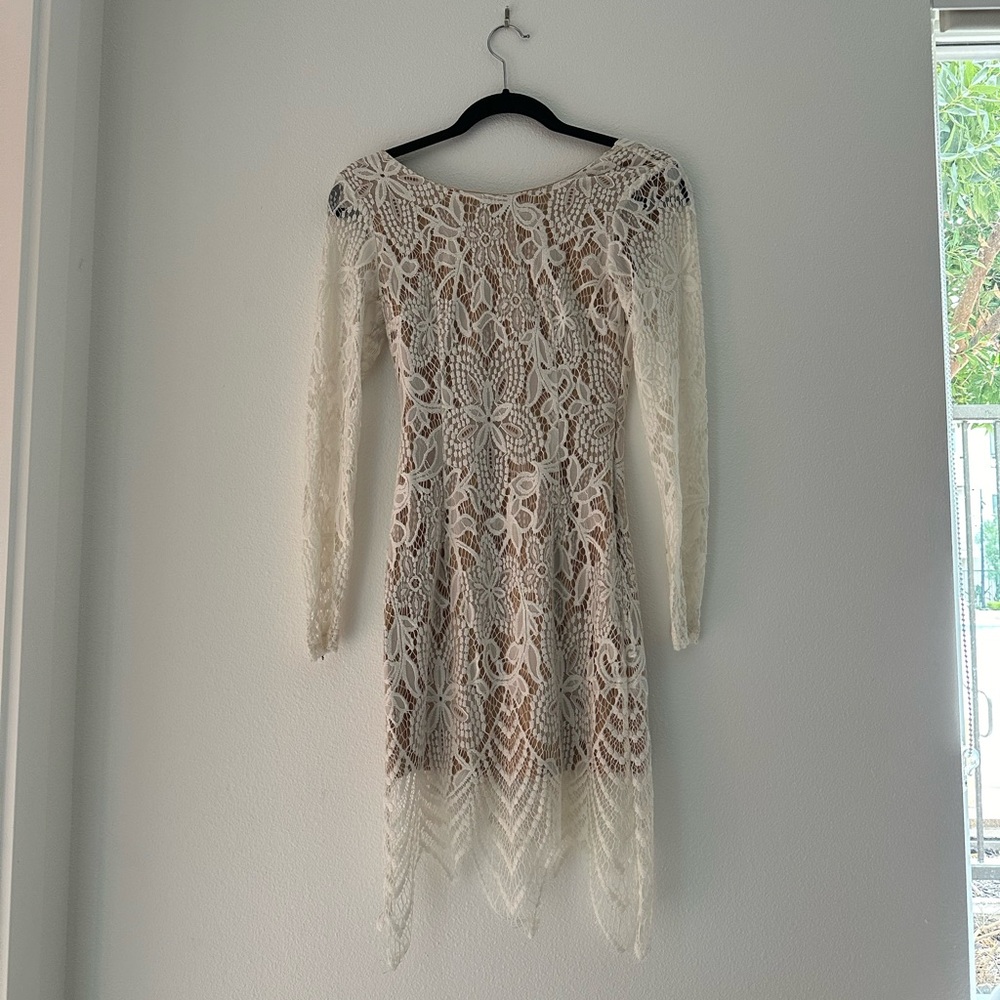 Elegant lace dress